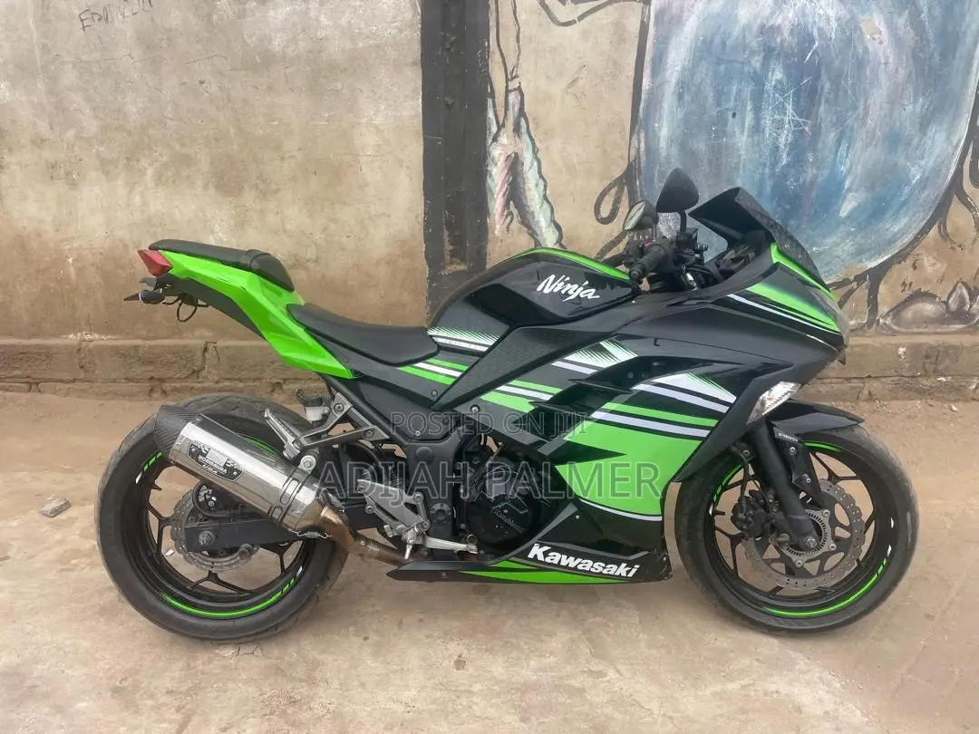 Kawasaki Ninja 400 2023 Green