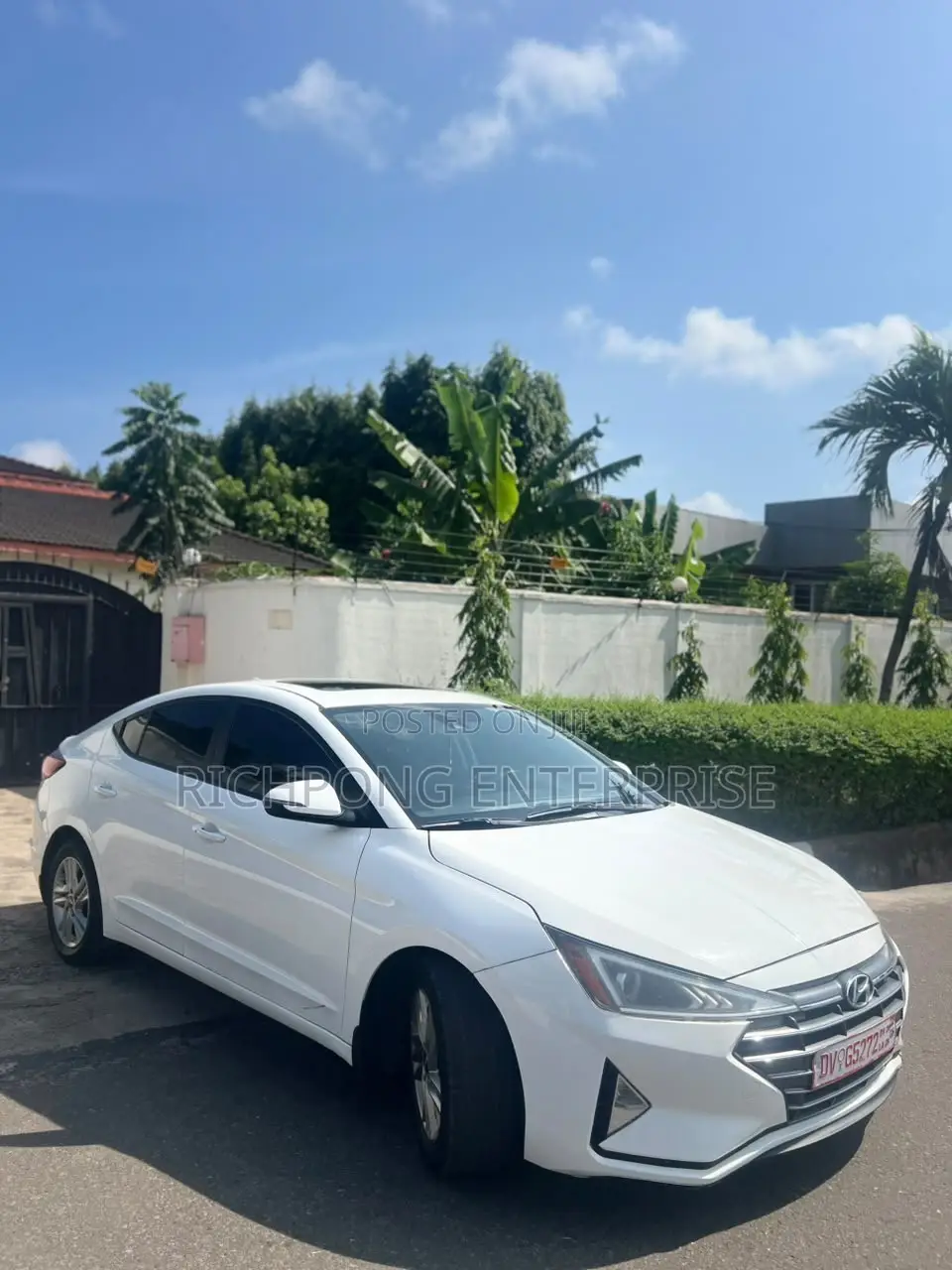 Hyundai Elantra Limited 2020 White