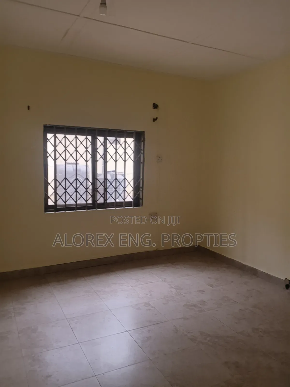2bdrm Apartment in Oyibi, Police Station for rent
