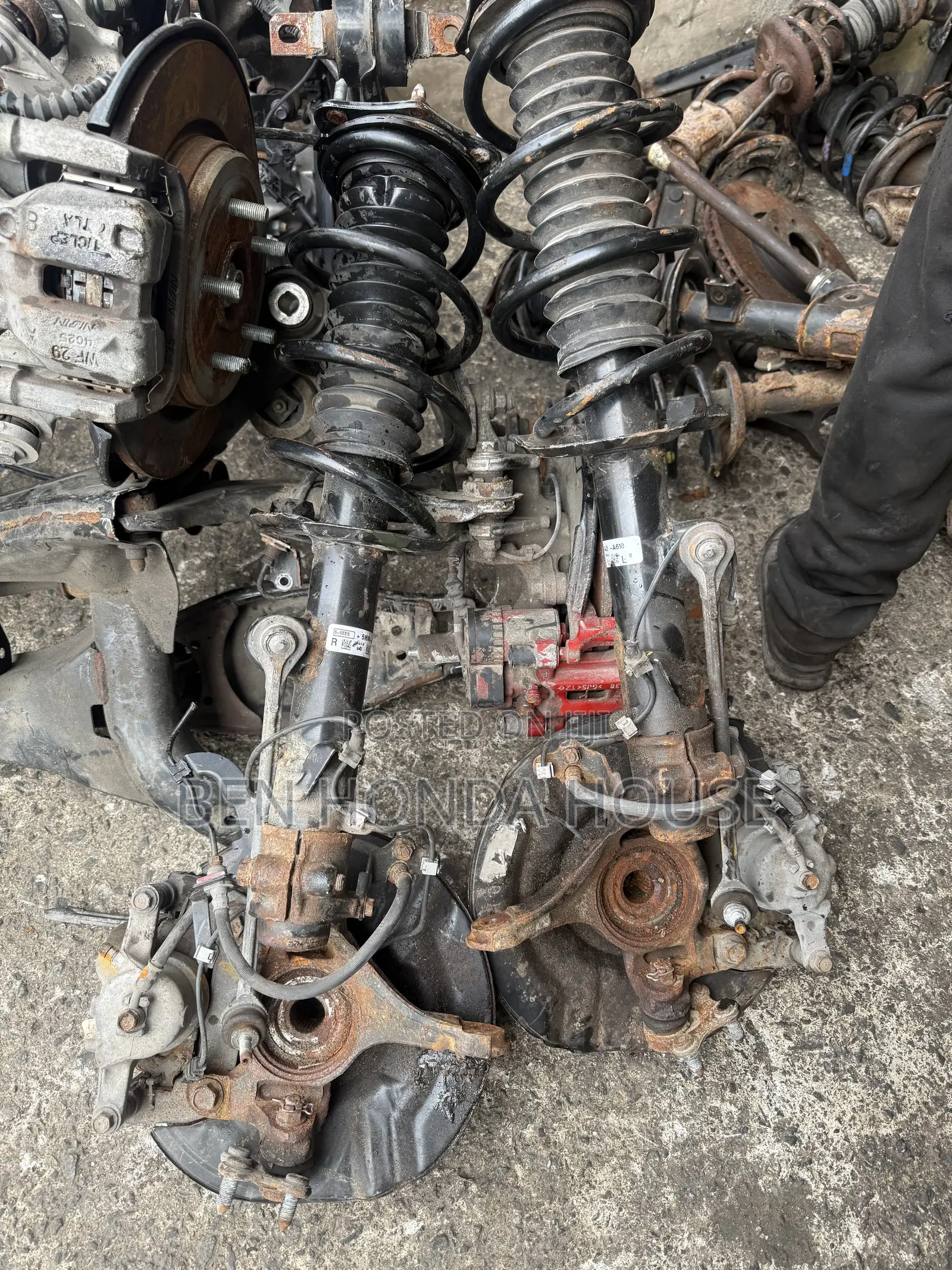 CRV 2018-2022 Front Hub Complete With Shock
