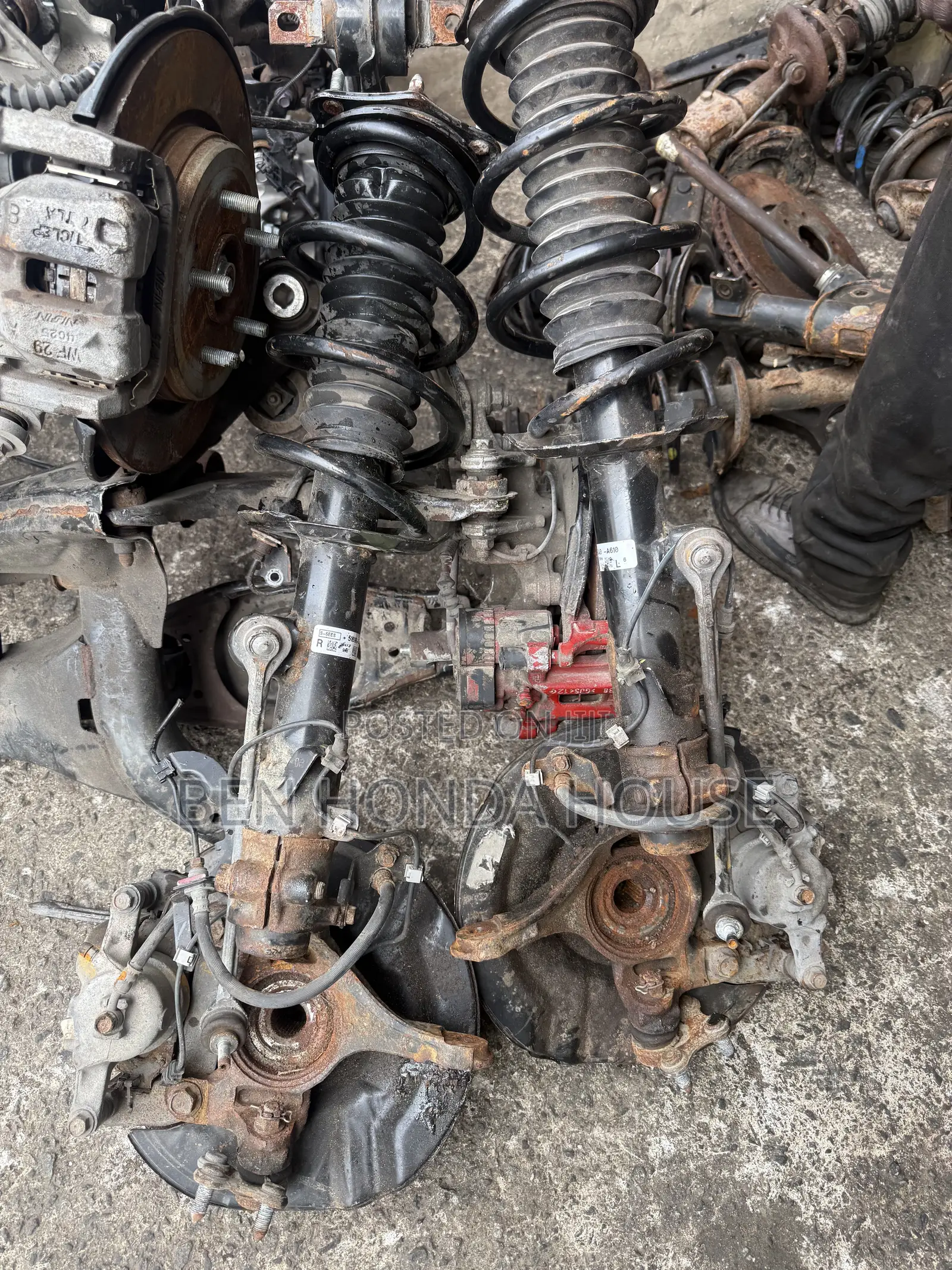 CRV 2018-2022 Front Hub Complete With Shock