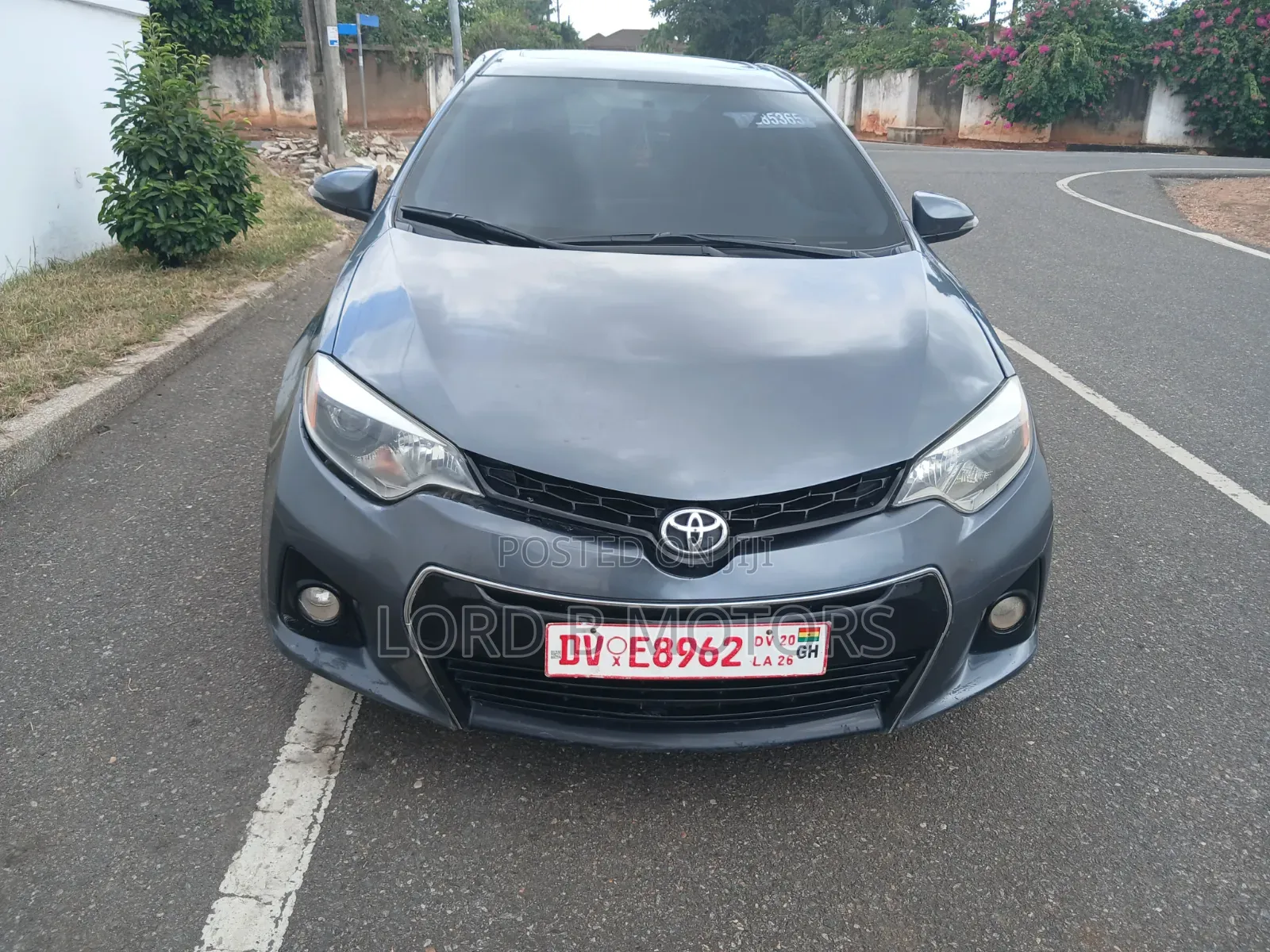 Toyota Corolla S 4dr Sedan (1.8L 4cyl CVT) 2015 Gray