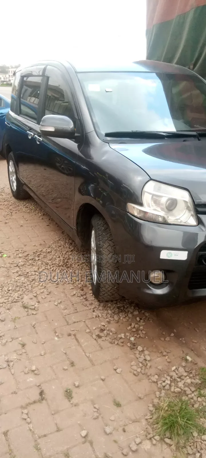 Toyota Sienta 1.5 AWD 2013