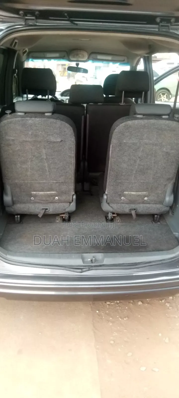 Toyota Sienta 1.5 AWD 2013