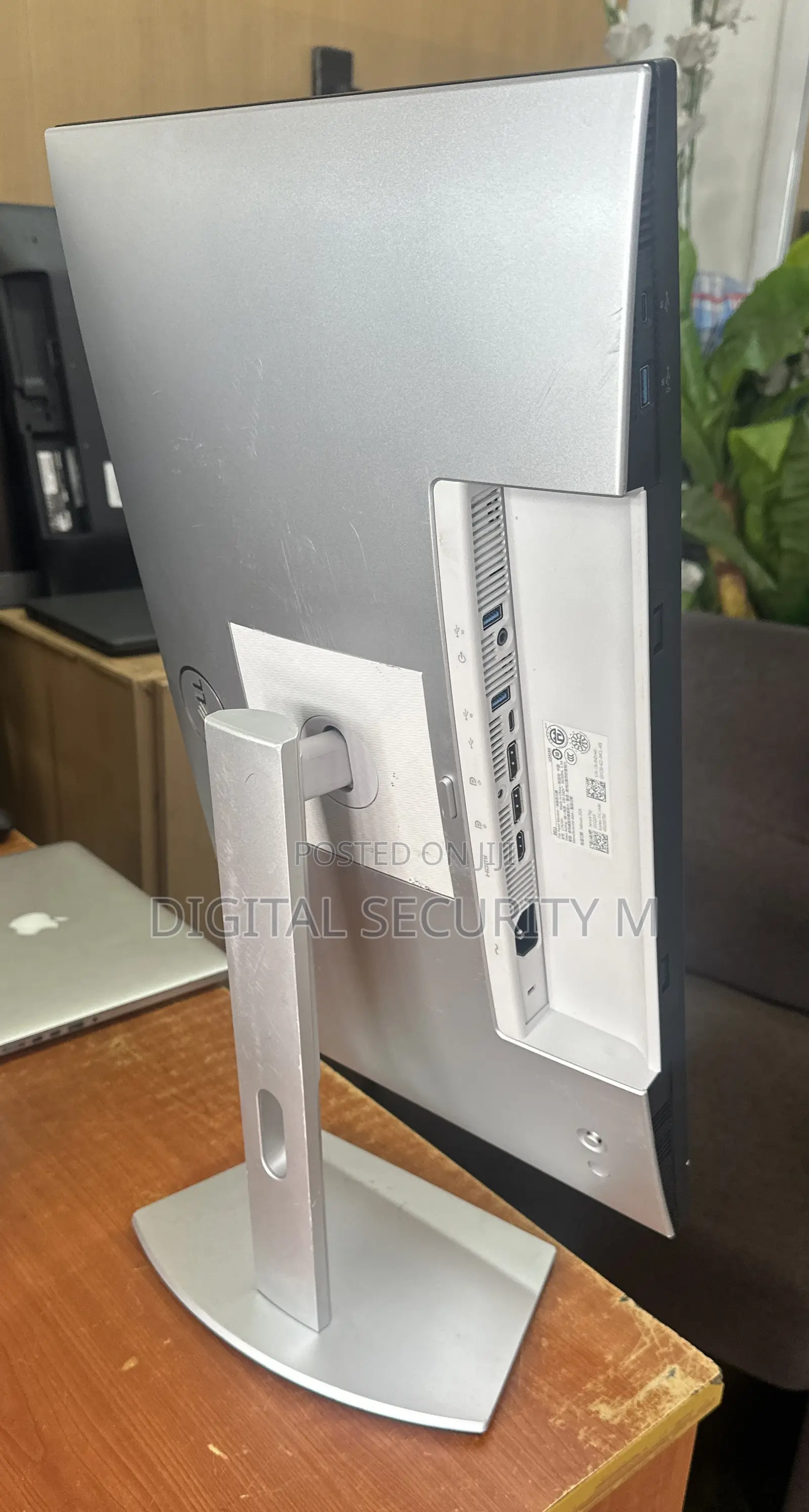Dell Ultra Sharp Ips Monitor 2424h
