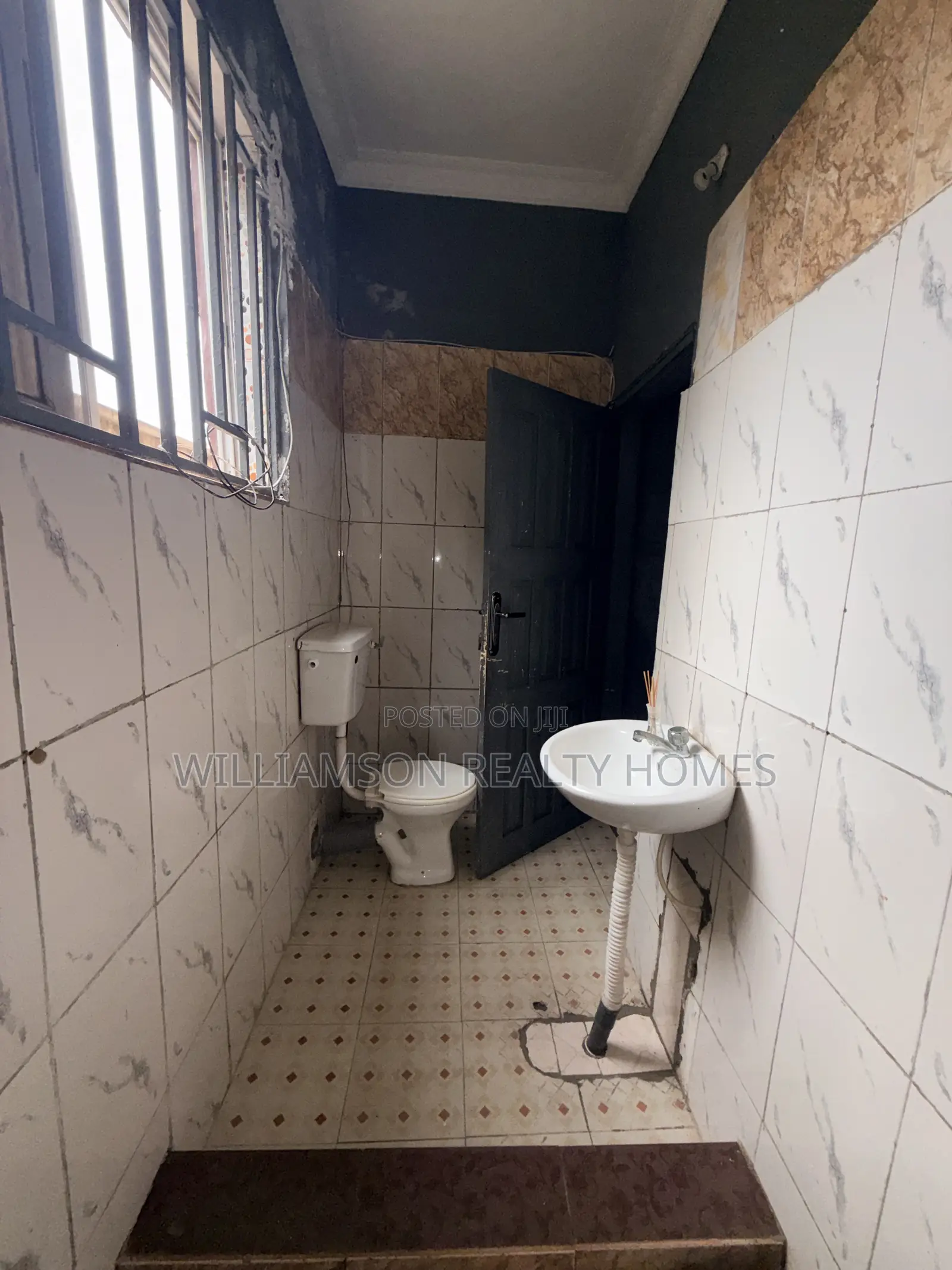 1bdrm Apartment in Hfc Estate Area, Spintex for rent