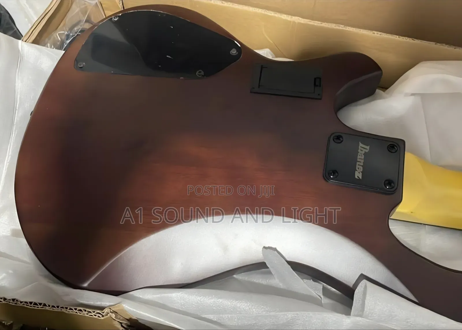 Ibanez Passive Bass Guitar [5 Knobs]