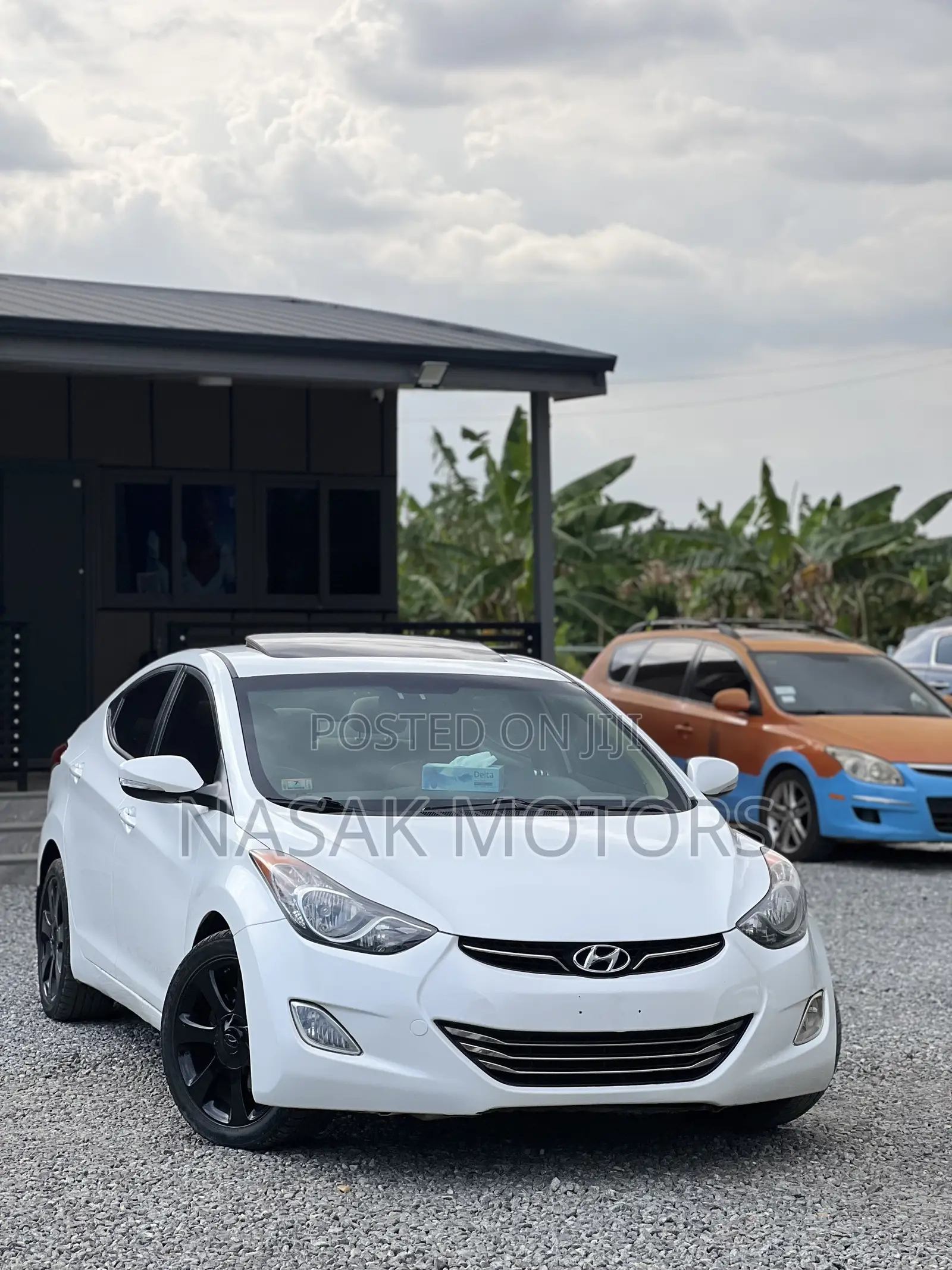 Hyundai Elantra Limited 2012 White