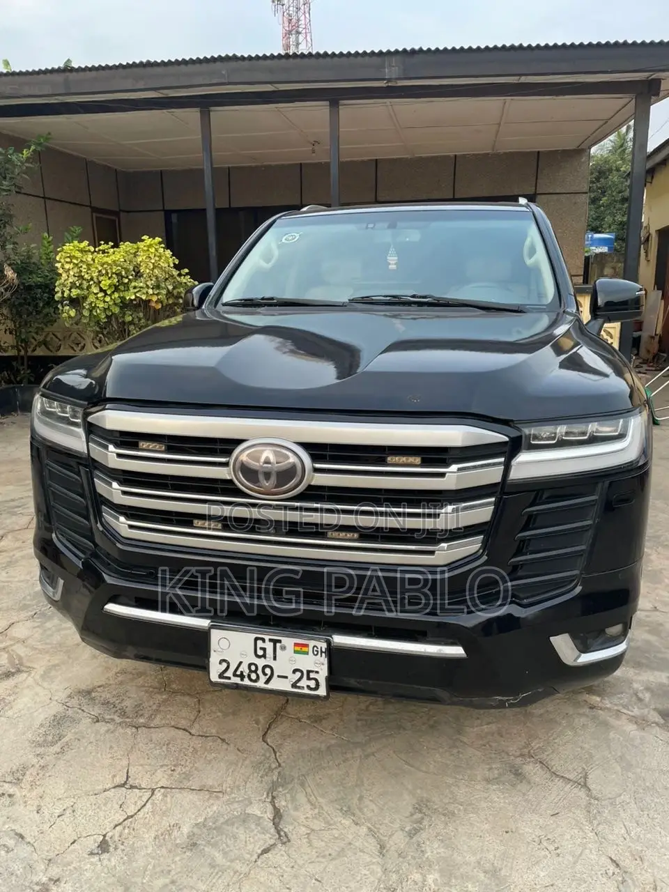 Toyota Landcruiser V8 for Rent