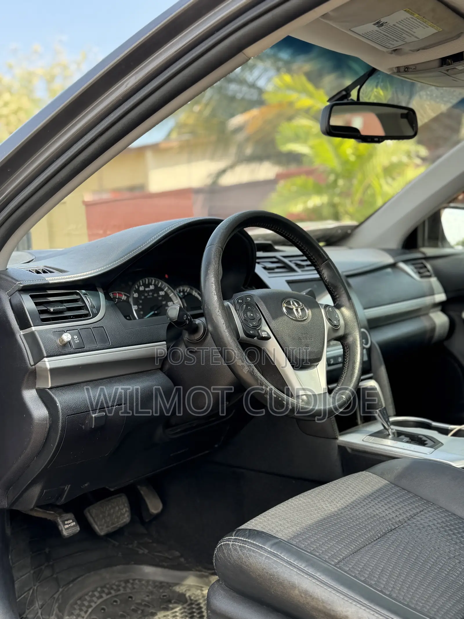 Toyota Camry SE 4dr Sedan (2.5L 4cyl 6A) 2014 Gray
