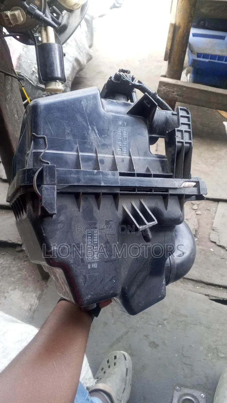 Yaris 2012 Air Cleaner Box