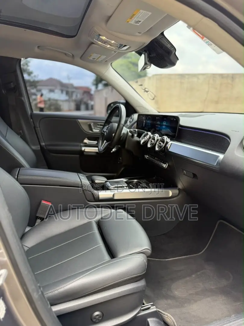 Mercedes-Benz GLB-Class 2021 Gray