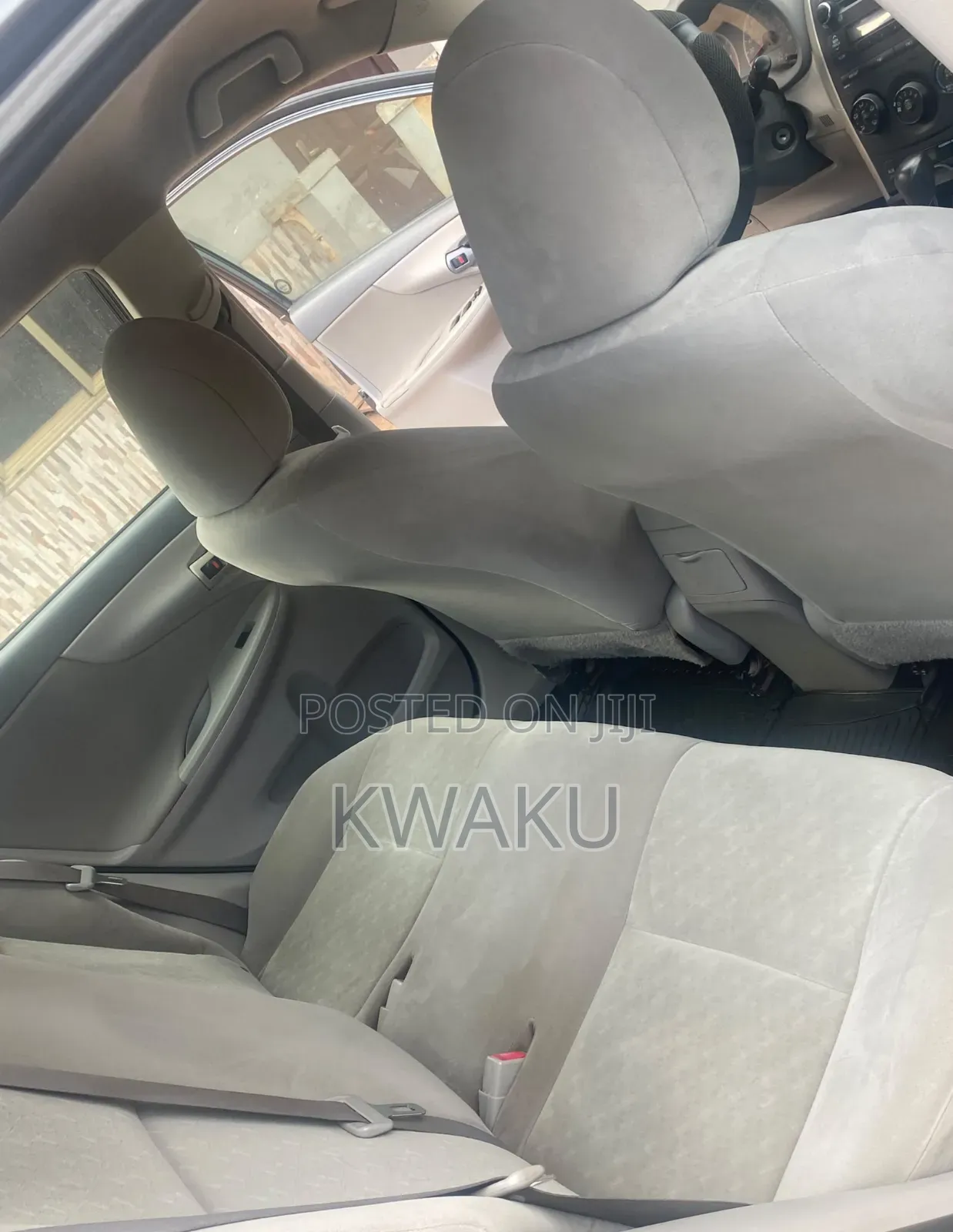 Toyota Corolla 2010 Gray