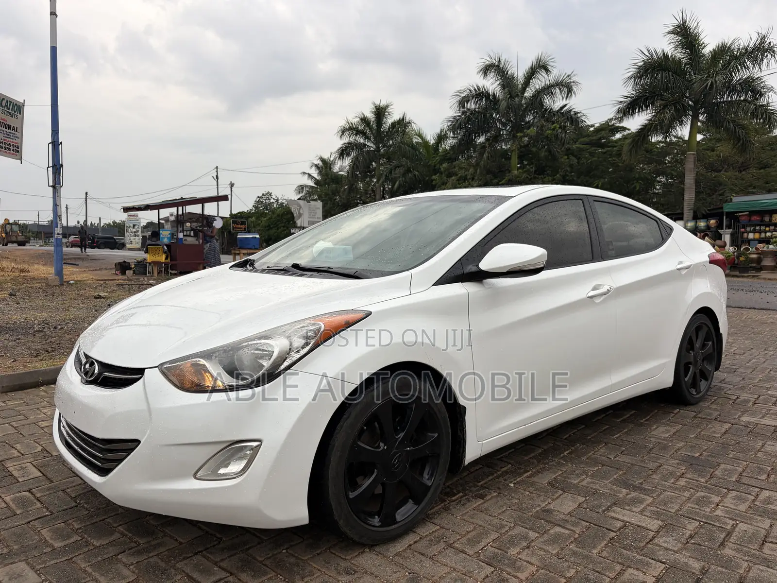 Hyundai Elantra Limited 2012 White