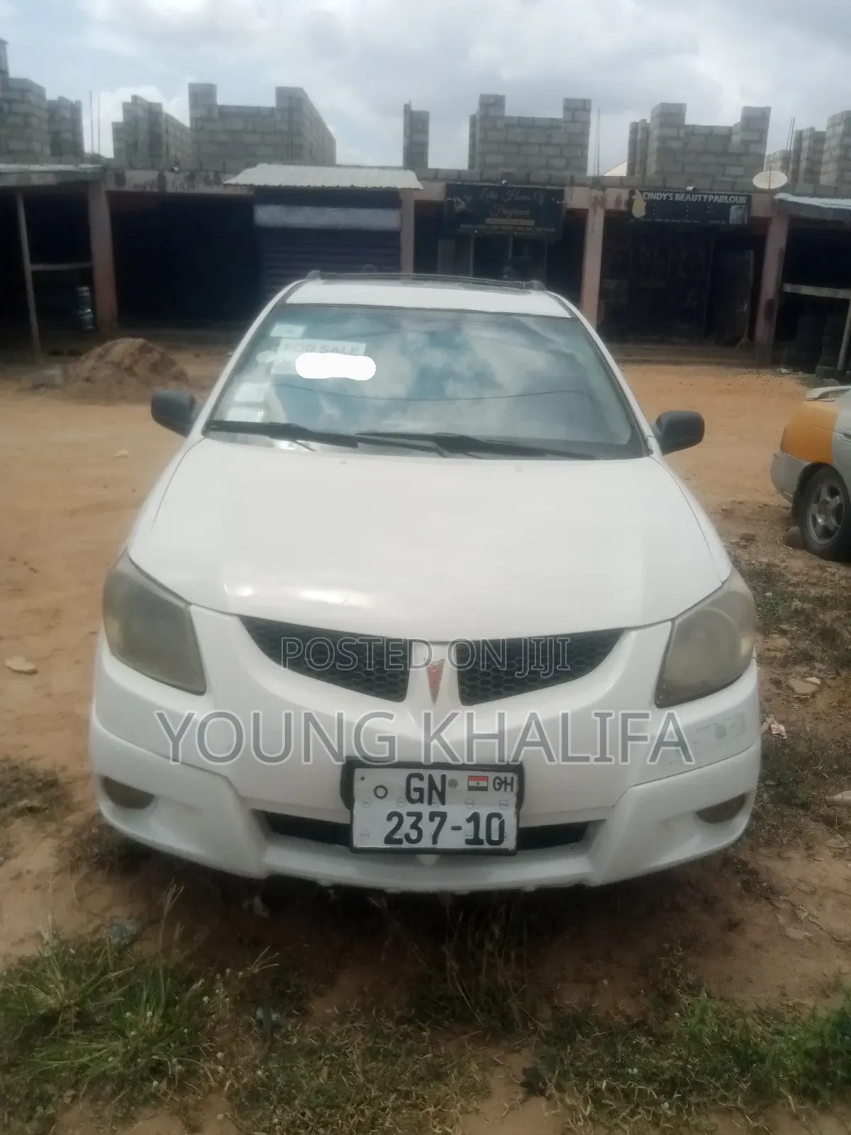 Pontiac Vibe 2008 White