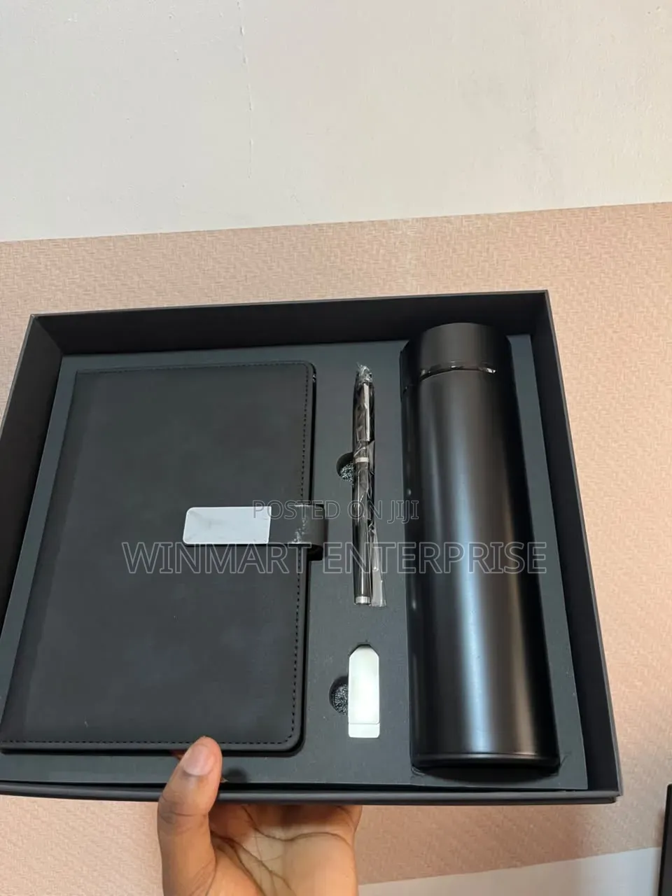 Customised Diary, Pen, Pendrive and Temperature Flask