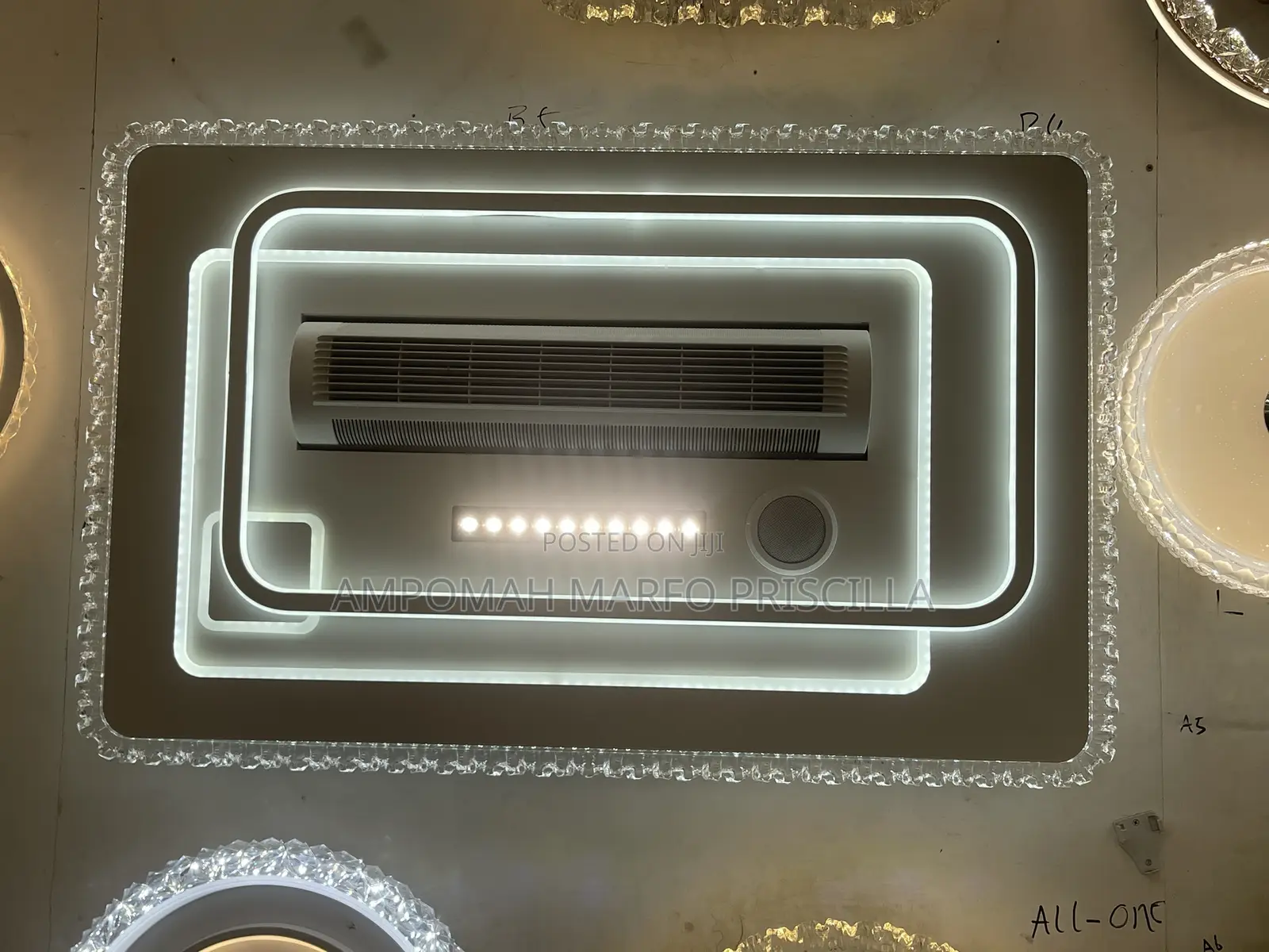 Luxury Modern Home Decor Ceiling Light With Fan Like A.C