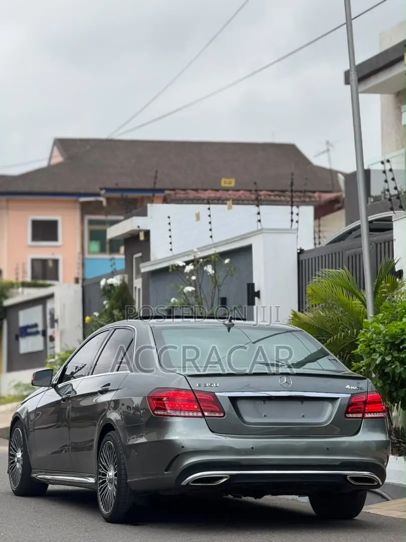 Mercedes-Benz E350 2016 Gray