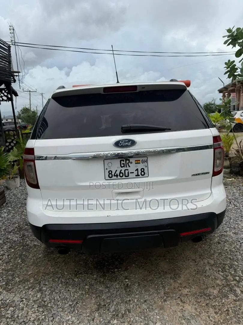 Ford Explorer 2011 White