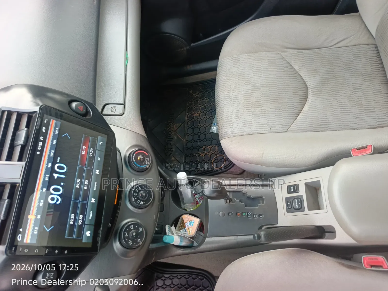 Toyota RAV4 2012 Silver
