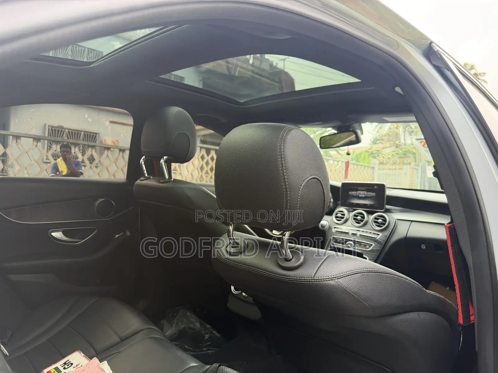 Mercedes-Benz C300 2017 Silver