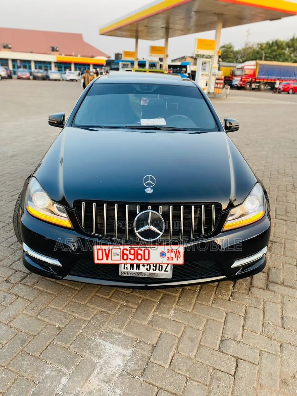 Mercedes-Benz C250 2012 Black