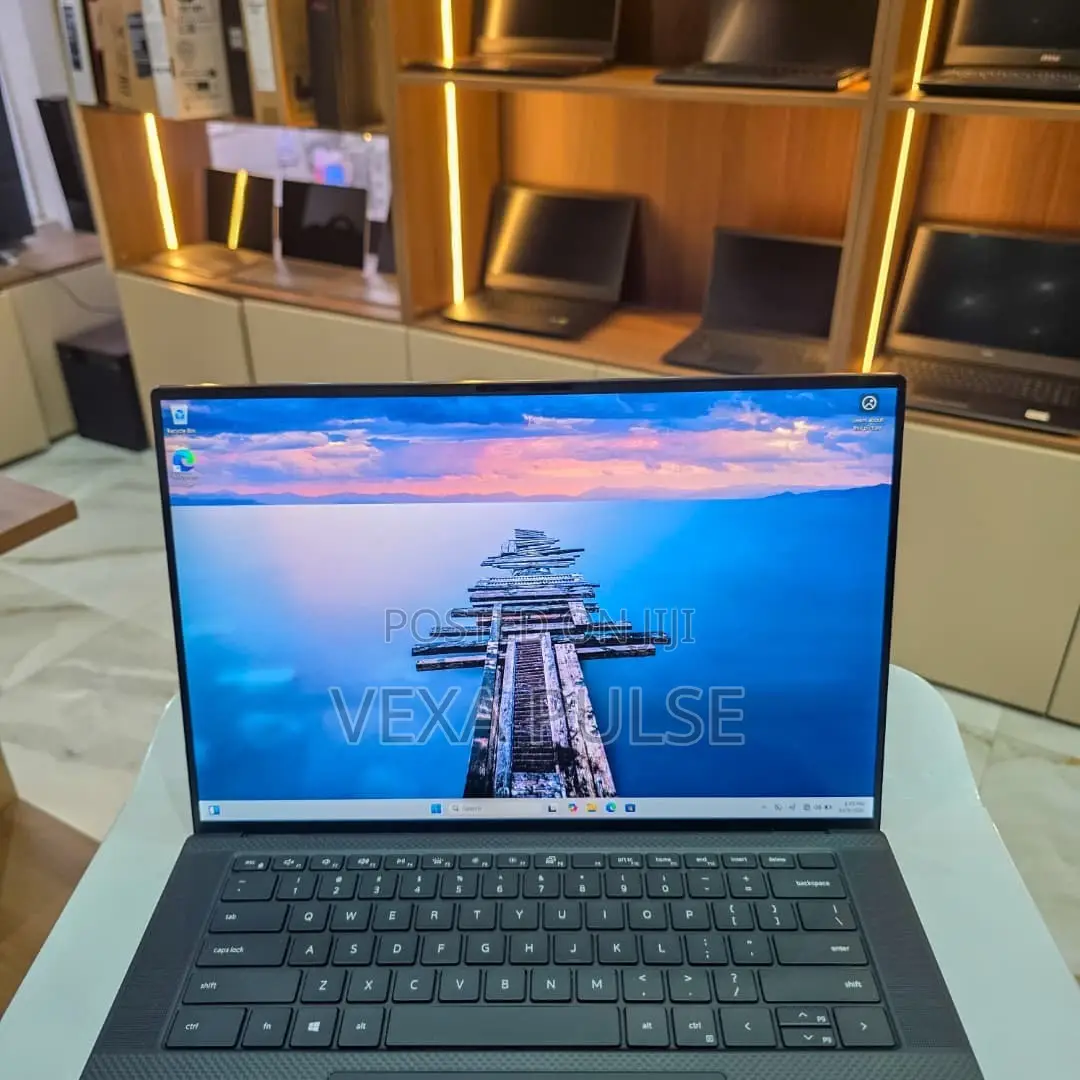 Laptop Dell Precision 5550 32GB Intel Core i7 SSD 1T