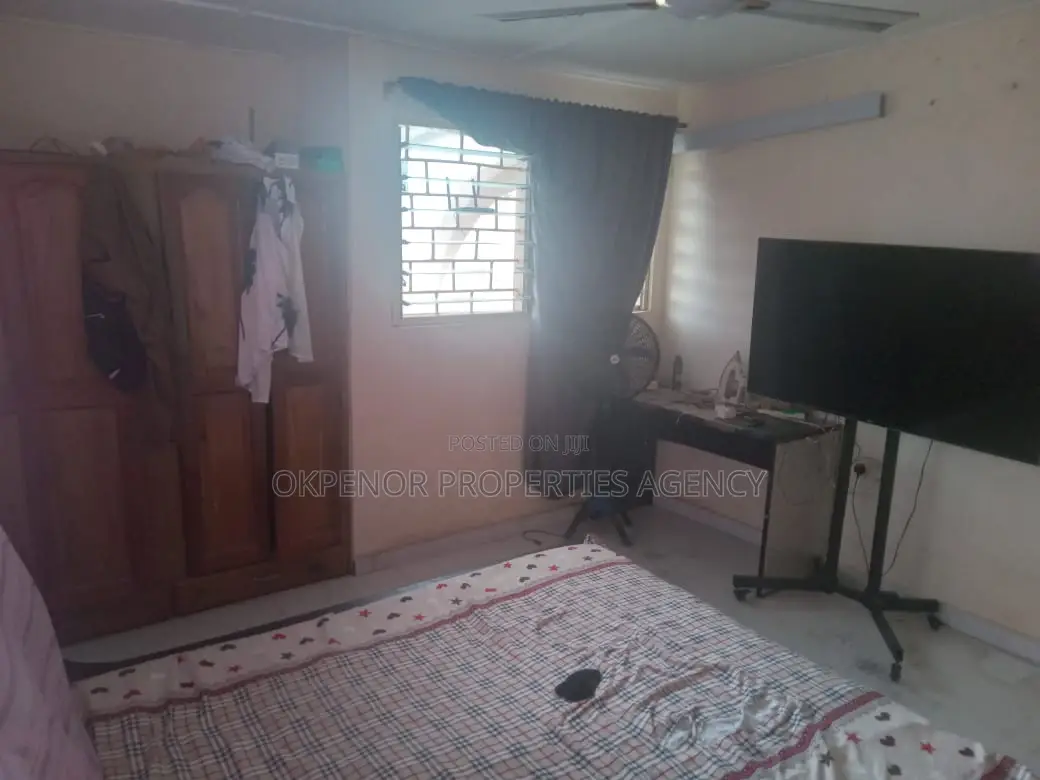 4bdrm House in Takoradi for sale