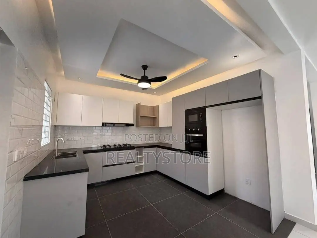 3bdrm House in West Trassaco, Accra Metropolitan for rent