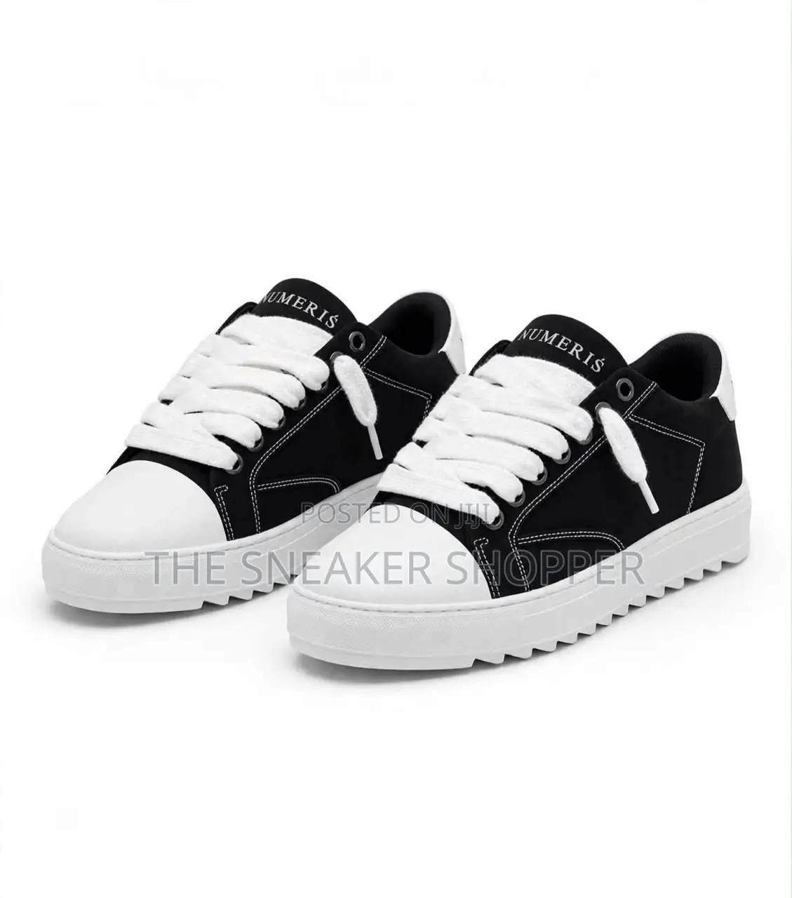 NUMERIS Y976 - Black / White Chunky Sneaker