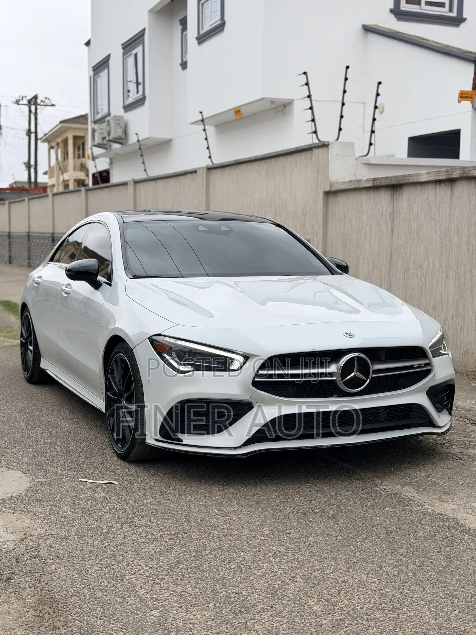 Mercedes-Benz CLA-Class AMG CLA 35 4MATIC Sedan 2022 White