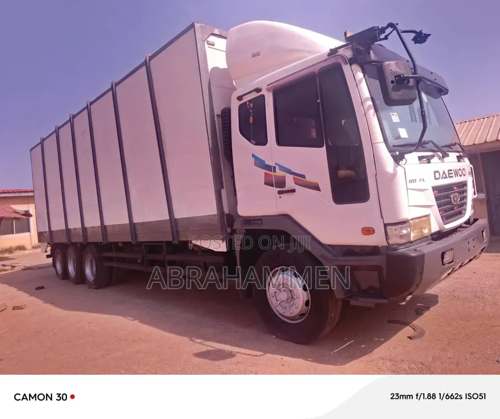 Daewoo Magnus 2006 White