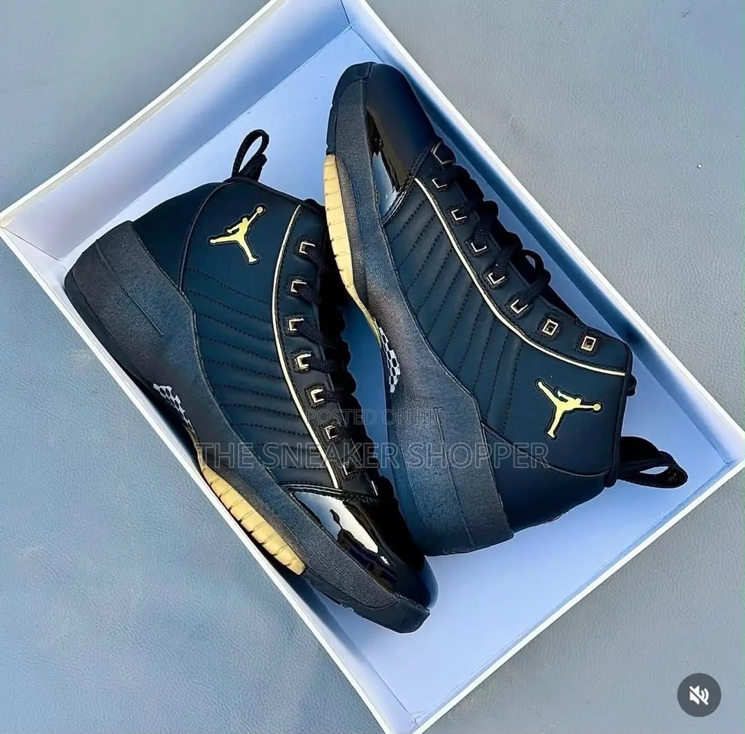 Air Jordan 19 SE - Black / Metallic Gold