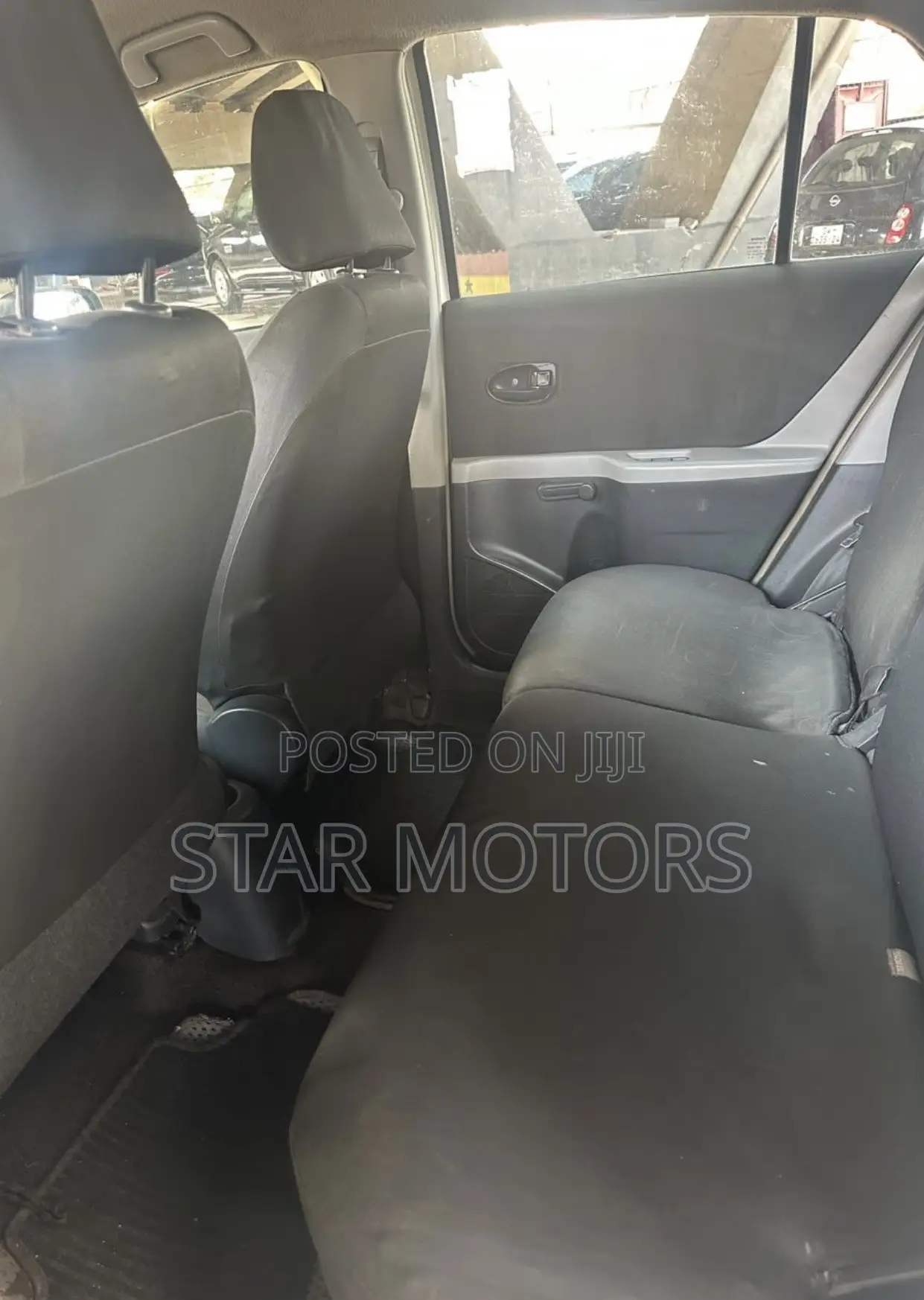 Toyota Yaris 2010 White