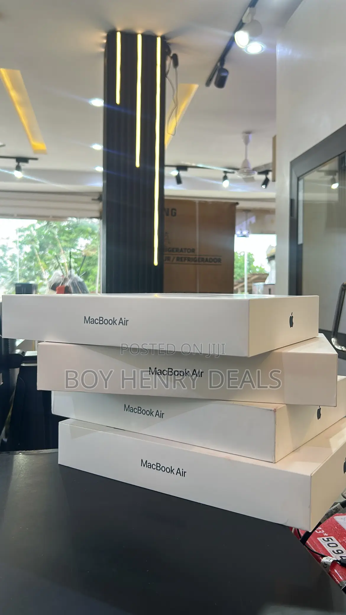 New Laptop Apple MacBook Air 2024 M3 16GB Apple M3 SSD 512GB
