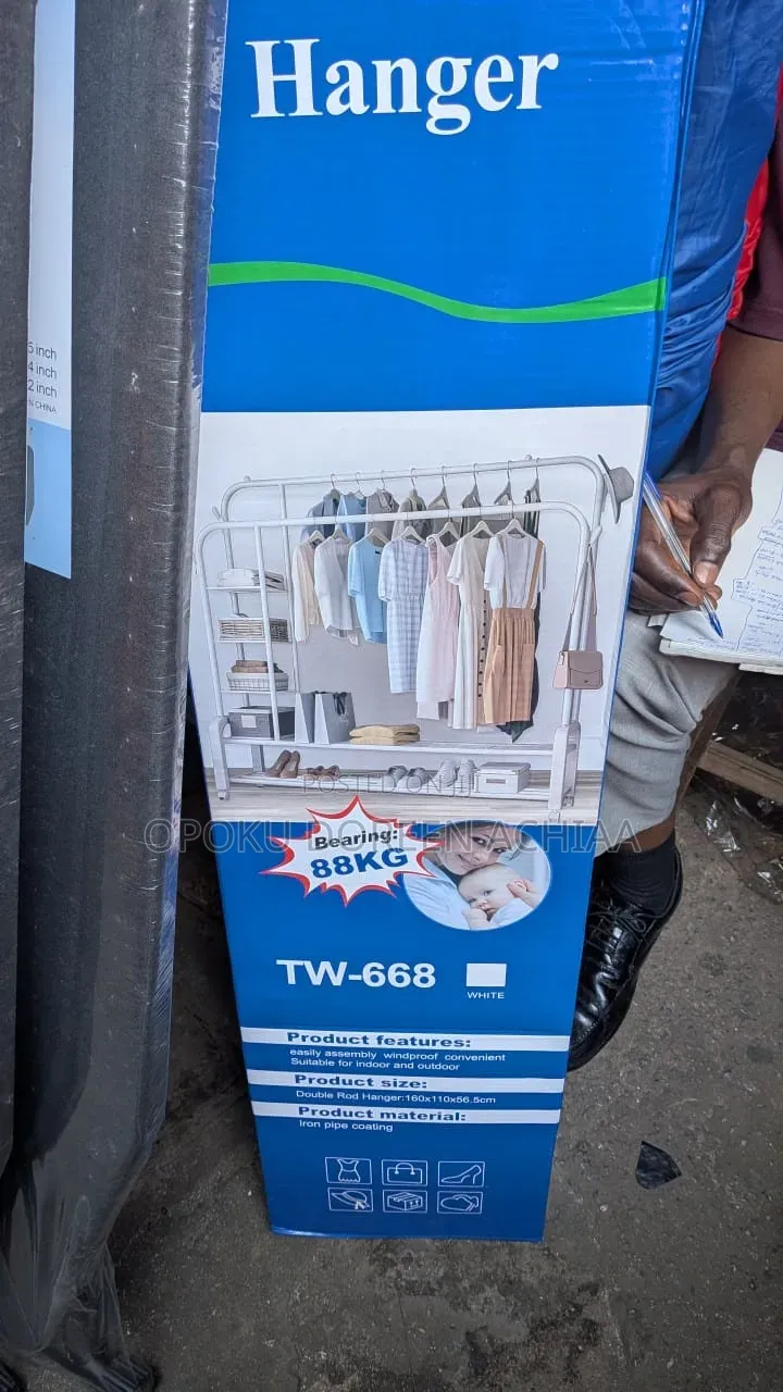 Double Pole Hanger