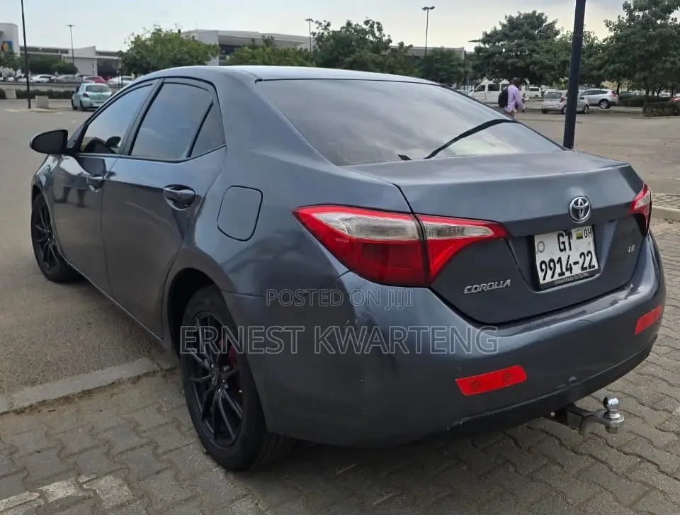 Toyota Corolla 2015 Gray