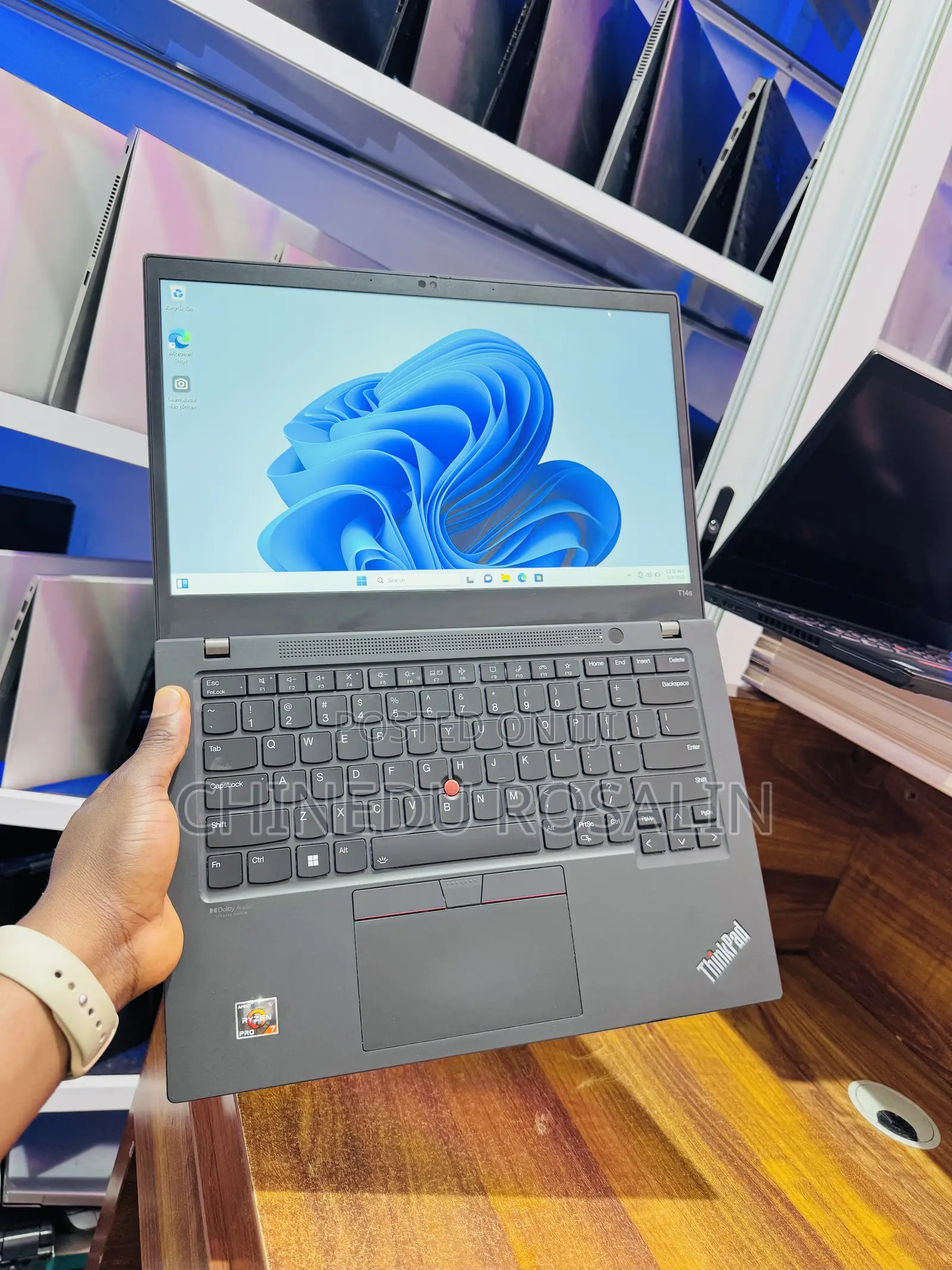 Laptop Lenovo ThinkPad T14s Gen 2 16GB AMD Ryzen 7 SSD 256GB