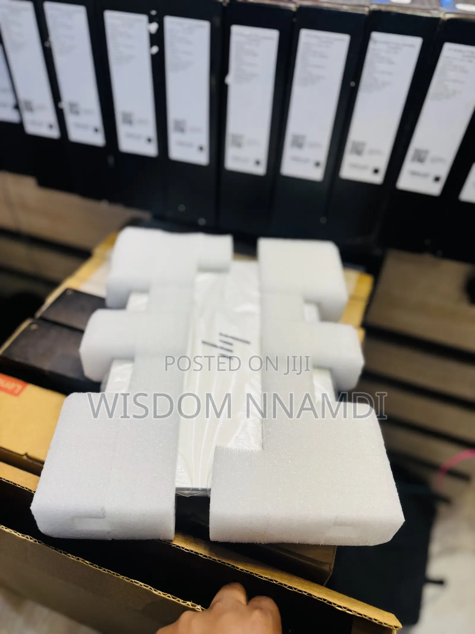 New Laptop HP EliteBook 640 G11 16GB Intel Core Ultra 5 SSD 512GB