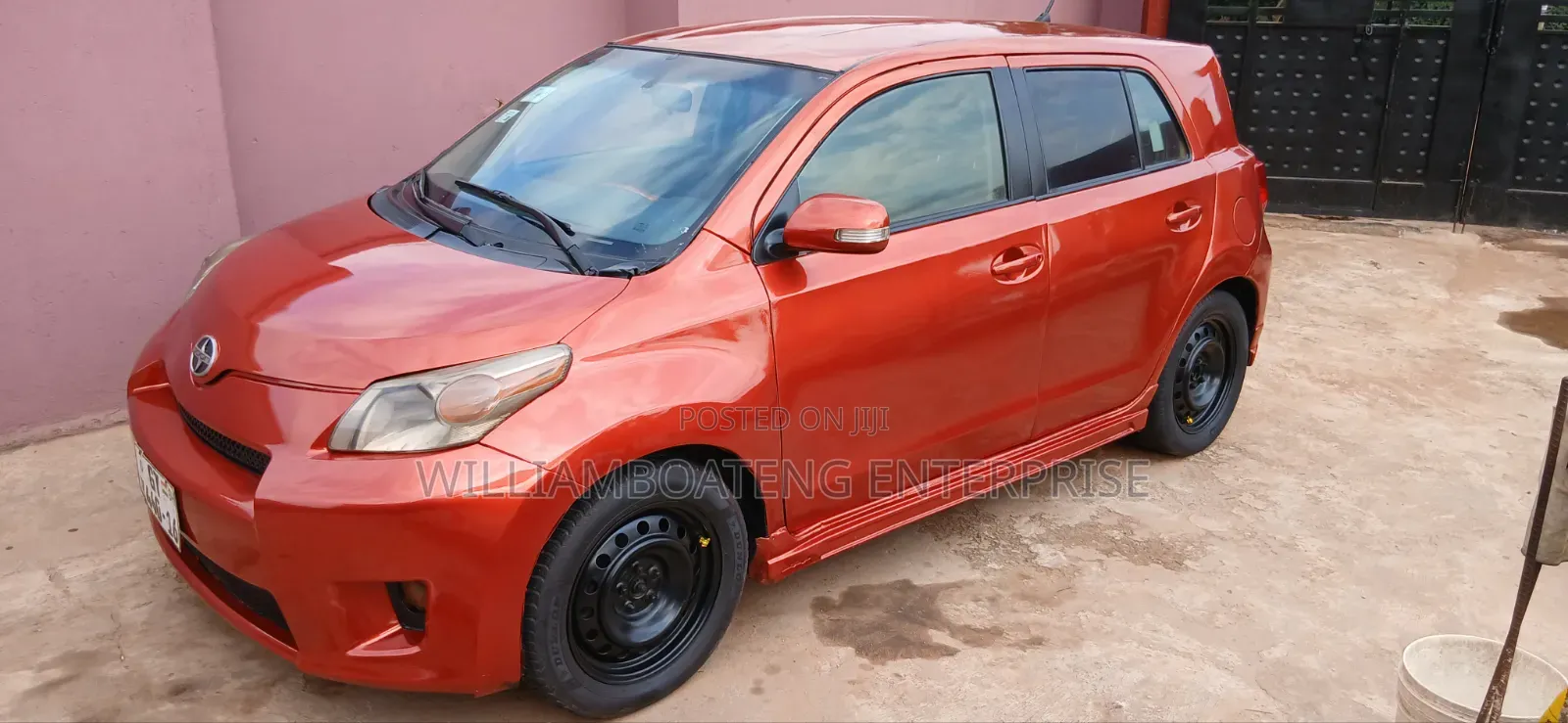 Scion xD Base 2010 Brown