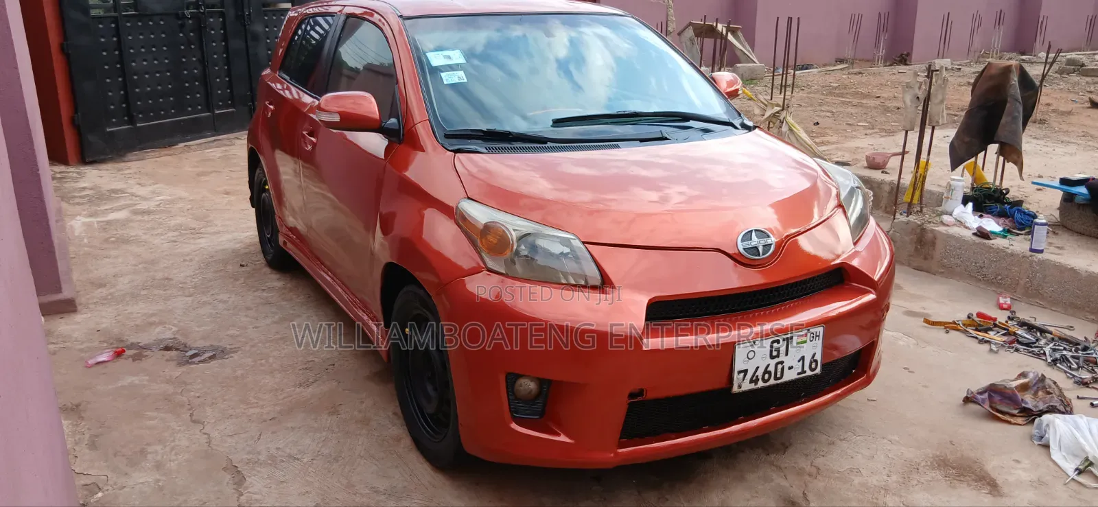Scion xD Base 2010 Brown