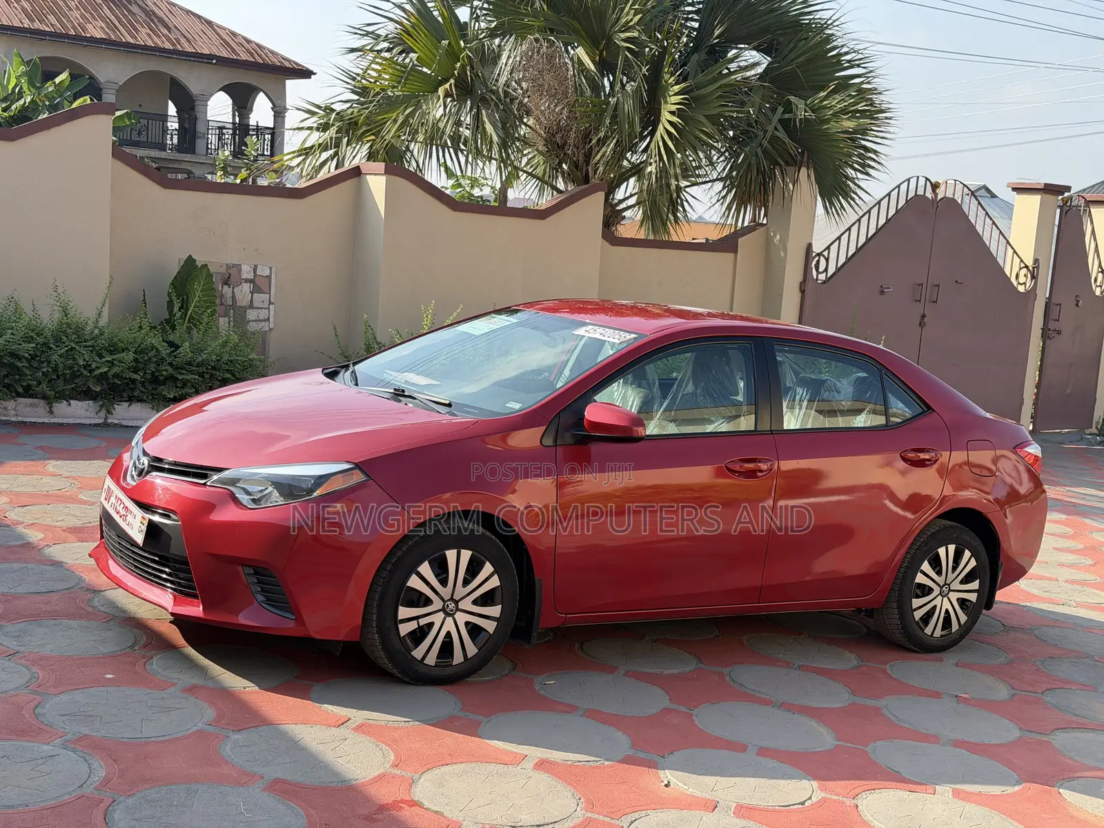 Toyota Corolla LE Plus 4dr Sedan (1.8L 4cyl CVT) 2015 Red