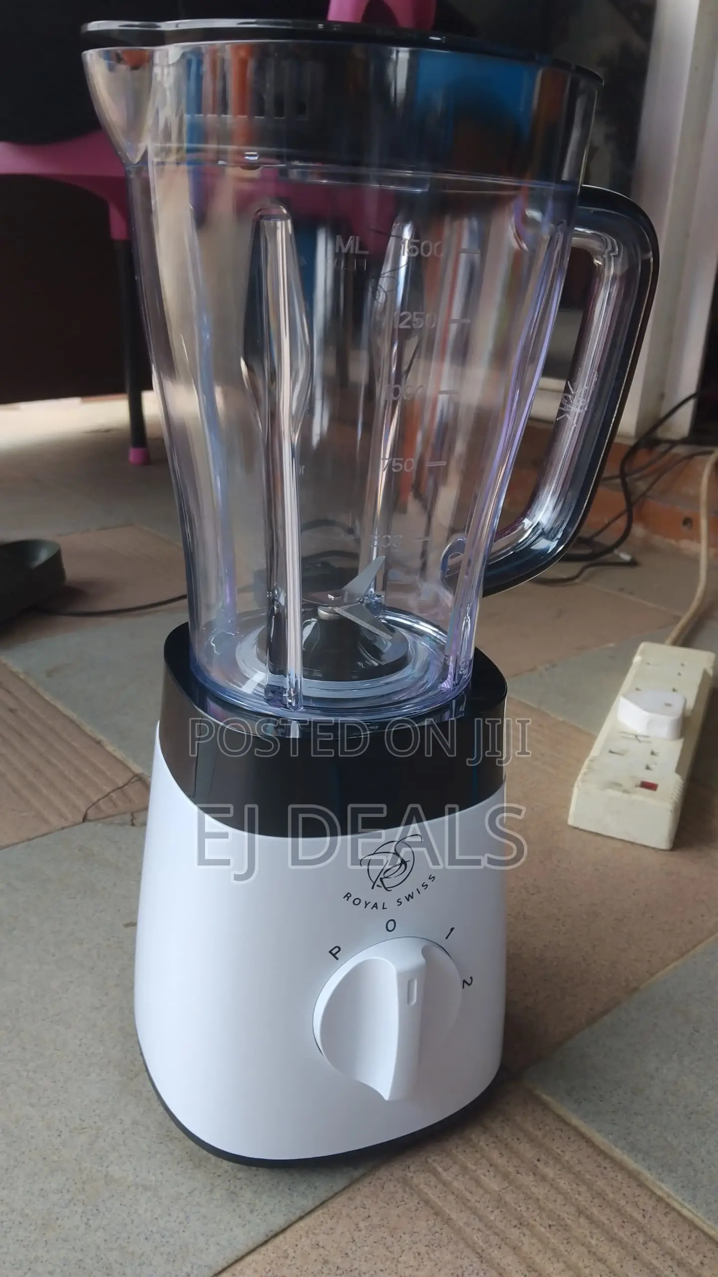 Royal Swiss Stainless Steel Blade Universal Mixer Blender 1.5L Glass