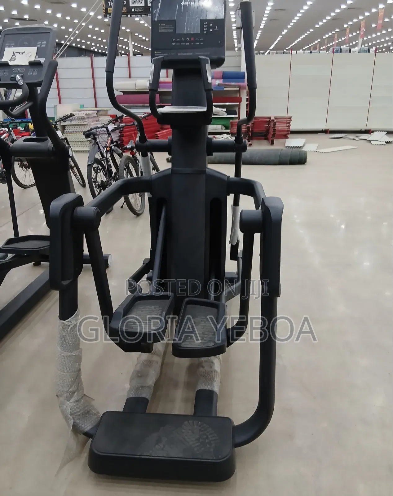 Commercial Elliptical Cross Trainer