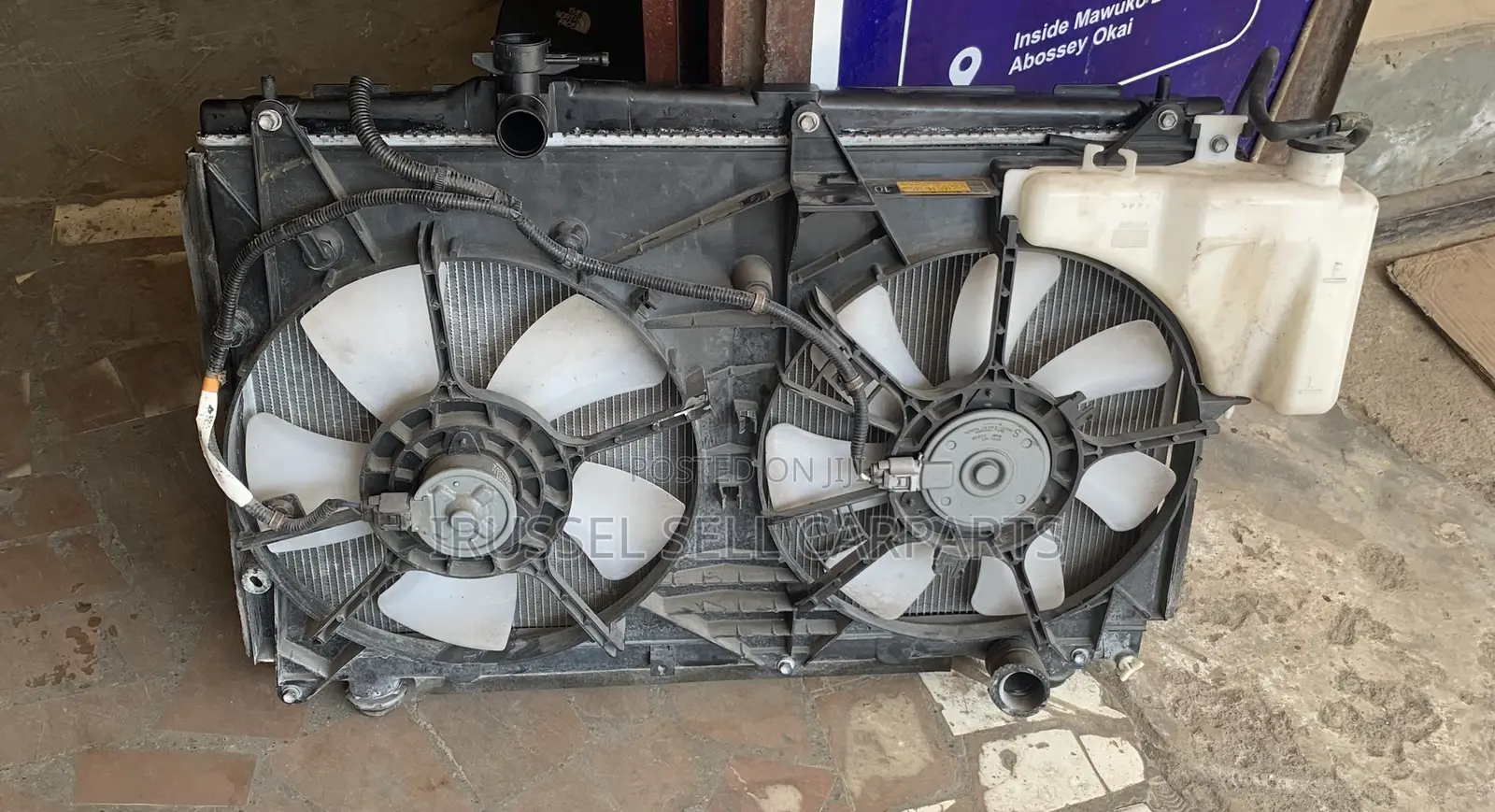 Toyota Voxy Radiator 2008 2009 2010 2012