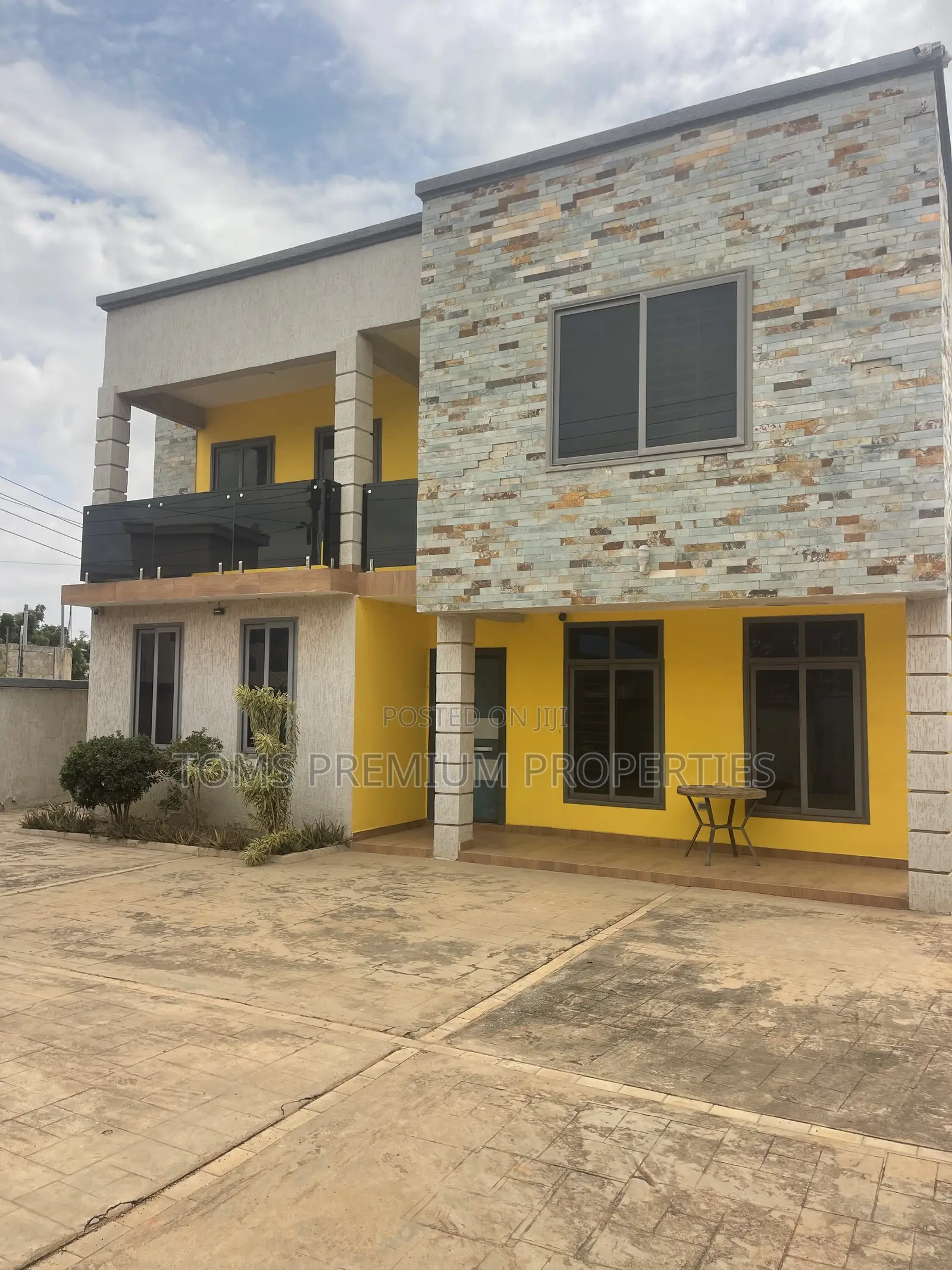 5bdrm House in East Legon Hills, Ashaley Botwe for rent