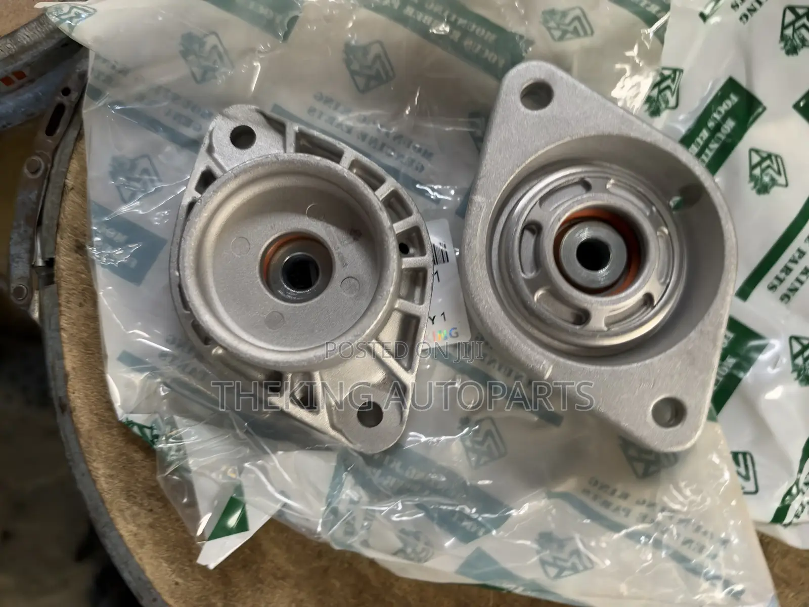 Honda Civic 2016,2017 Back Shocks Top Mount