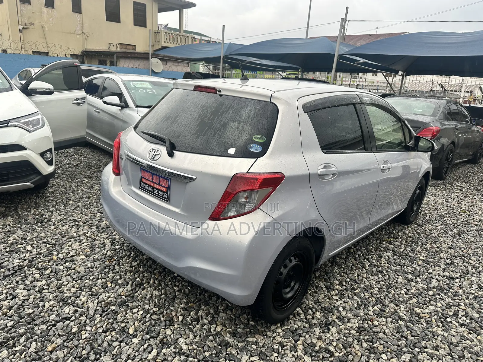 Toyota Vitz 1.3 AWD 5dr 2014 Gray