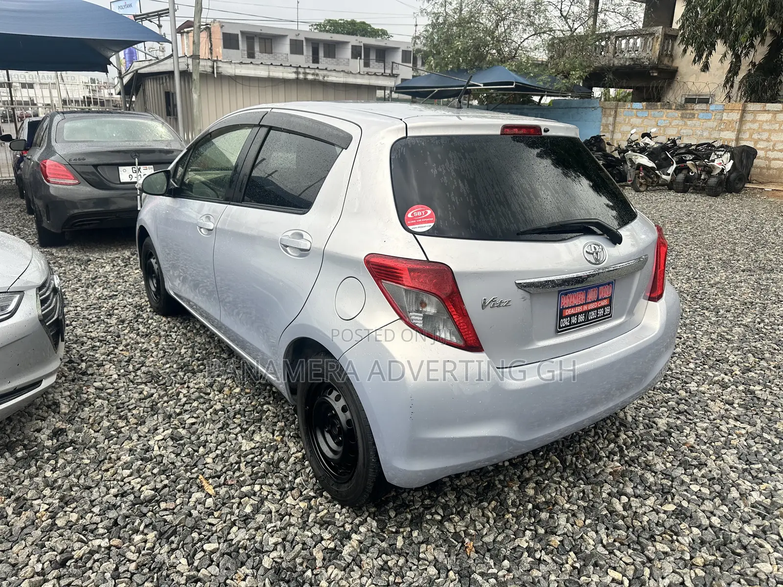 Toyota Vitz 1.3 AWD 5dr 2014 Gray