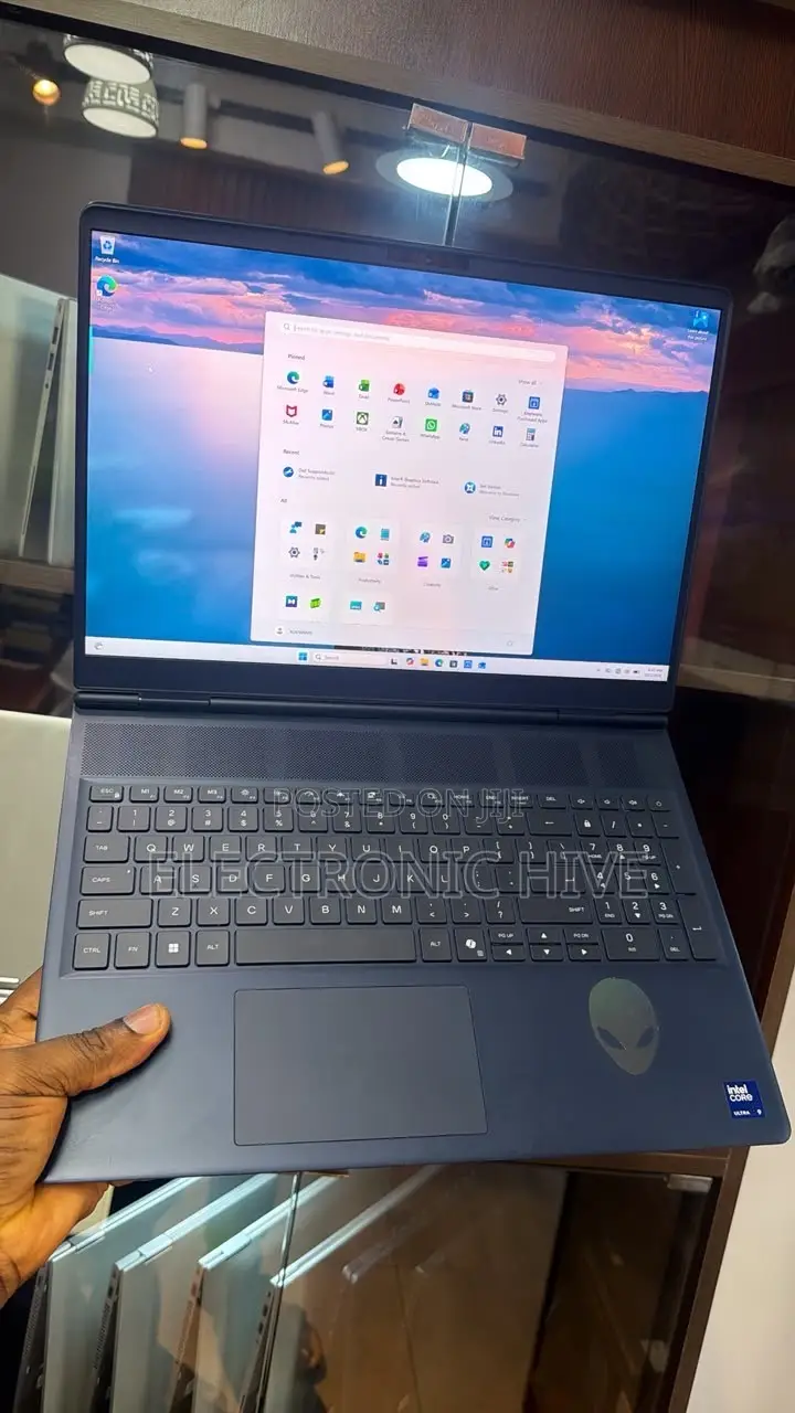Laptop Dell Alienware Aurora 16 16GB Intel Core 7 SSD 1T
